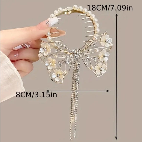 NWT exquisite butterfly with rhinestones hair clip - Picture 3 of 6